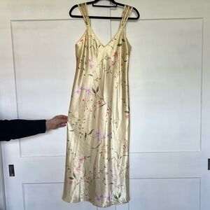 Oscar de La Renta Vintage Floral Satin Intimate Wear Nightgown Size M